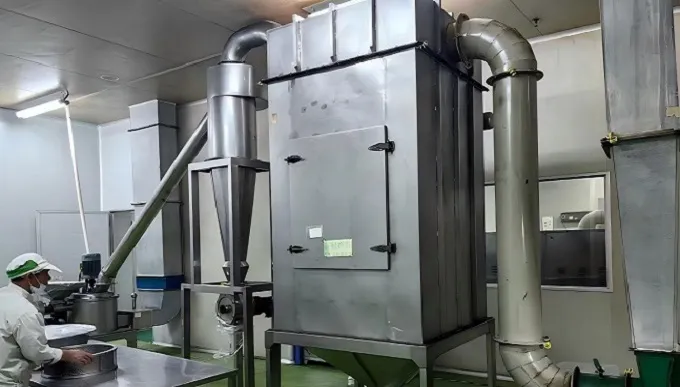 Dust-extraction crushing system